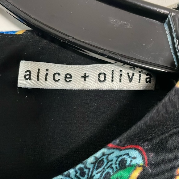 Alice and Olivia - Picture 4 of 8